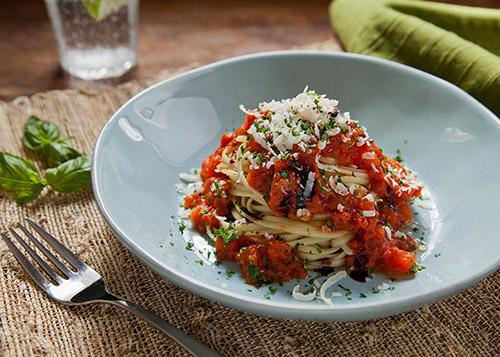 
                  
                    recipe: /blogs/recipes/13465973-pasta-pomodoro-with-traditionale-balsamic
                  
                